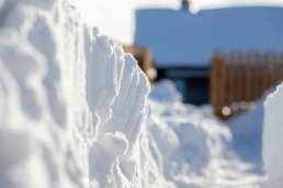 Måking etter snøfall_Mostphotos_l
