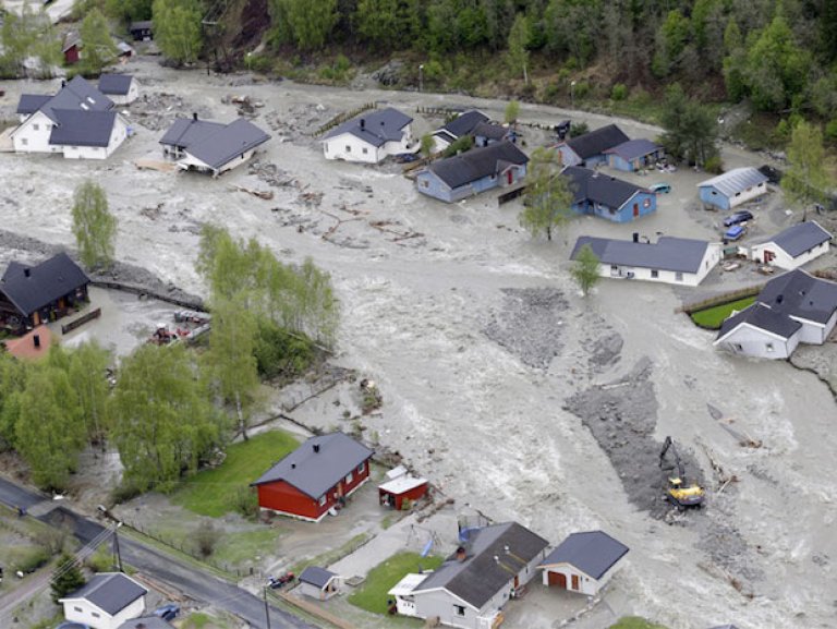 Utbygging i fareområde. Foto: NTB Scanpix Utbygging i fareområde. Foto: NTB Scanpix