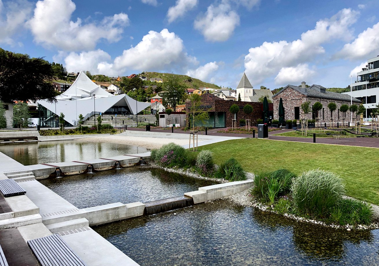 Sentrum av småbyen Ålgård i Rogaland